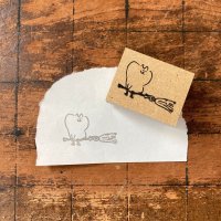 Spicaの庭 スタンプ muuちゃんのはんこ ”ほうきに乗って”